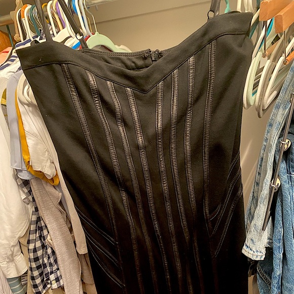 Mini Bebe dress - Picture 5 of 7